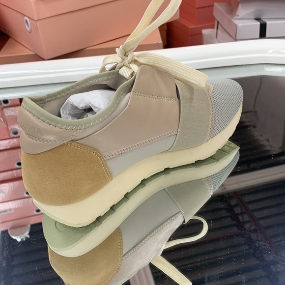 Bilo Neoprene Slip On Sneaker in Beige Leather and Suede with decorative Laces - Picture 4 of 10